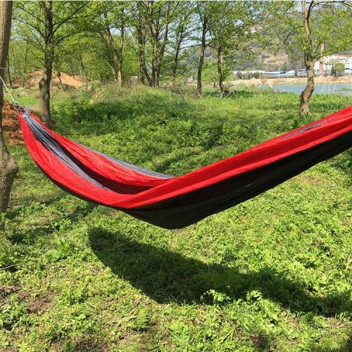 2019 High quality Outdoors Backpacking Survival or Travel Single Nylon Hammock 150kg