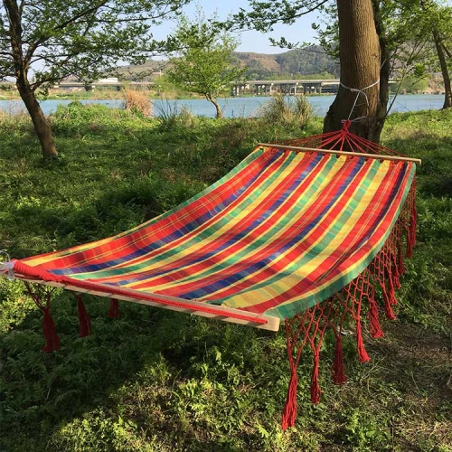 Cotton patio garden hammock swing chair hanging with wooden sticks