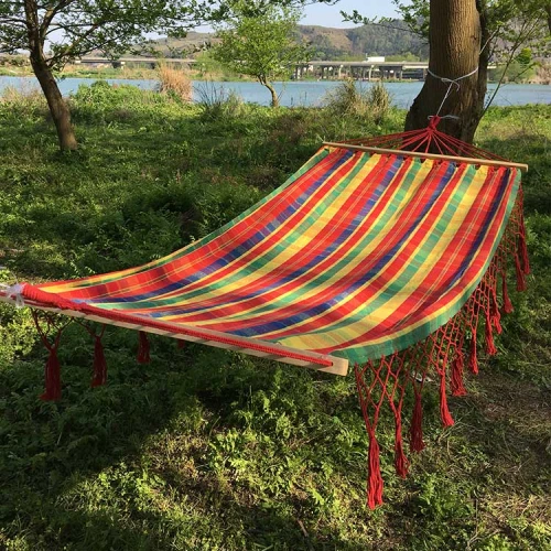 Cotton patio garden hammock swing chair hanging with wooden sticks