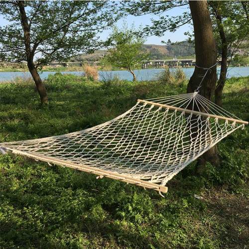 Lightweight portable cotton rope white net hammock