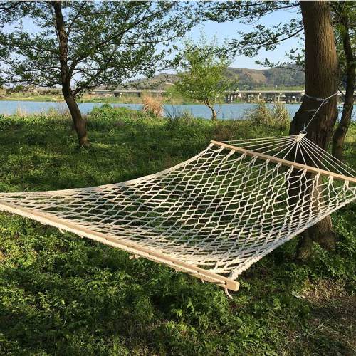Lightweight portable cotton rope white net hammock