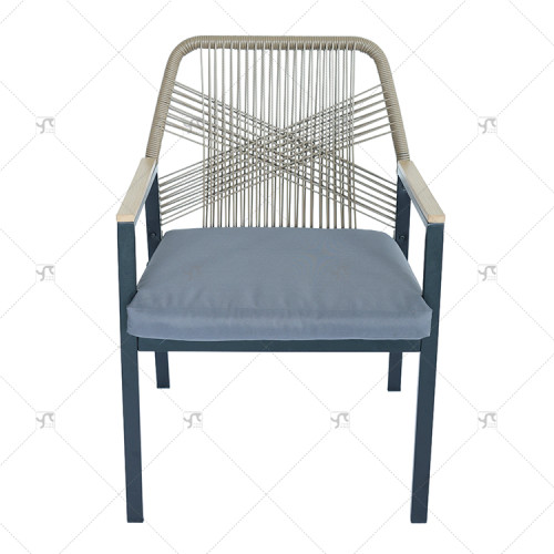 Popular Garden Furniture Rattan Dining Chair with Armrests with Cushion