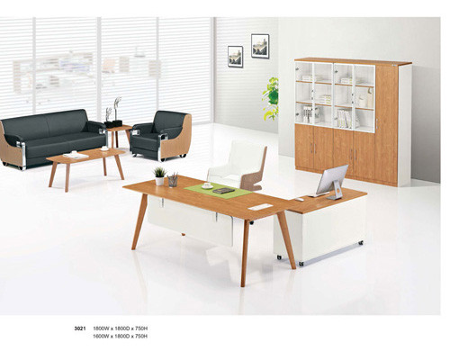 Wholesale modern small office manager desk with wooden texture anti-wear melamine board(YF-D3021)