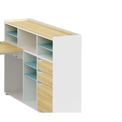 Efficient Single-Person Office Desk with Bookcase - Perfect for Office Environments