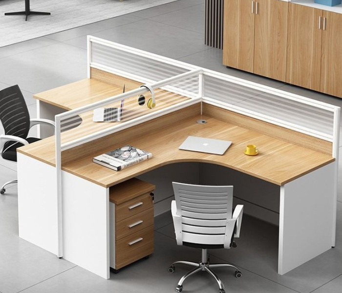 Personalized work Spaces: Trends and choices in the design of 1-person and 2-person office desk