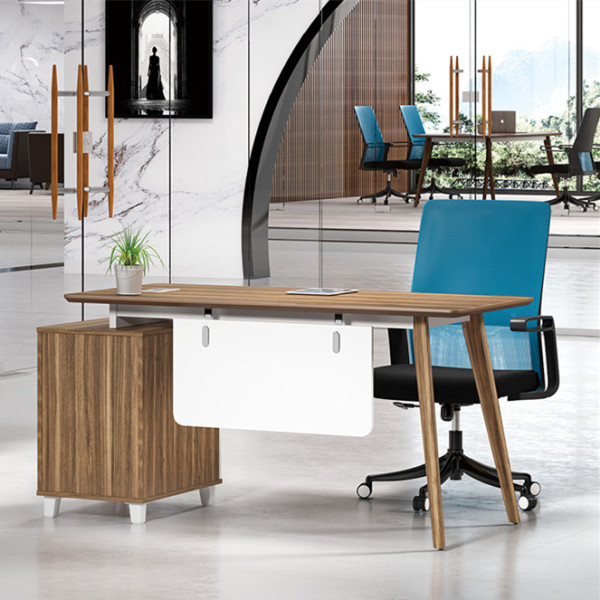 Space-Saving Single Office Workstation - Ideal for Office Suppliers