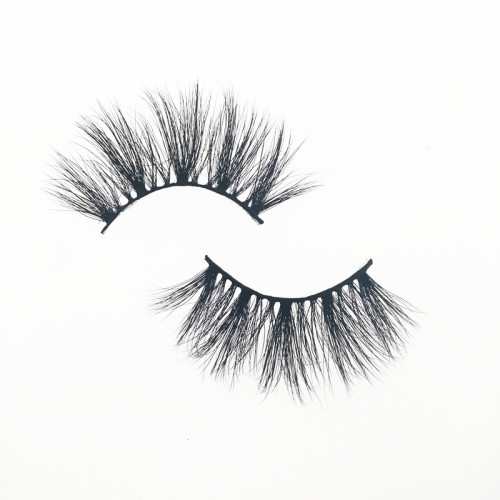 Qingdao Veteran hot selling 5d 25mm luxury mink fur eyelashes with clear band
