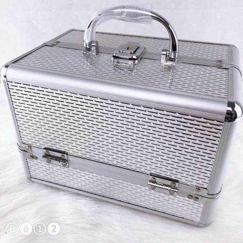 2019年新款定制设计便携铝合金盒化妆品铝盒美容盒促销