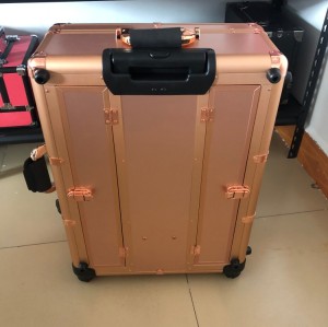 高档产品便携式推拉铝合金化妆盒行李箱带灯带声音化妆师