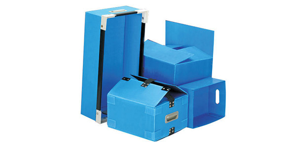 plastic boxes and foam dividers