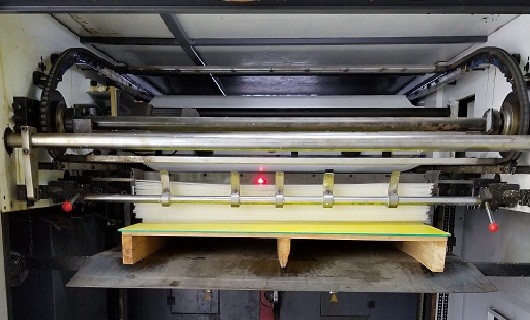 Silk screen printing for plastic sheet