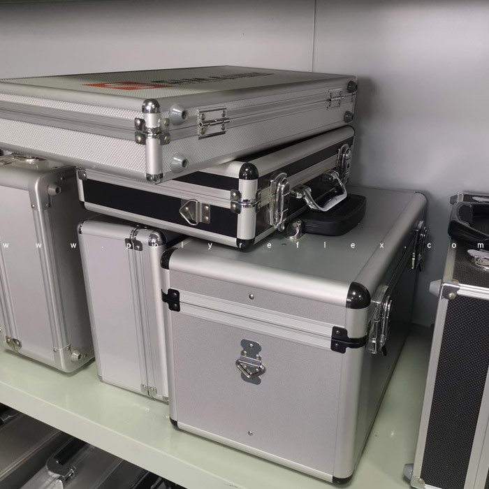 Why Choose PP Honeycomb Panels for Flight Cases?