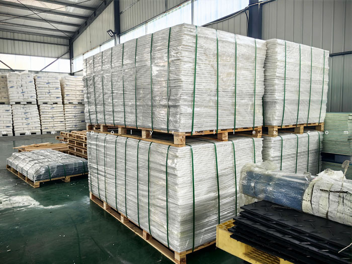 UHMWPE Boards in Warehouse