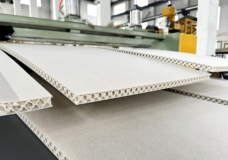 Ultra-thick honeycomb board production line