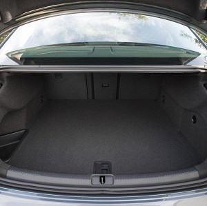 Lightweight Trunk Floor Panel for Automotive Cargo Area