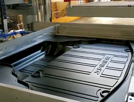 Trunk mat vacuum forming