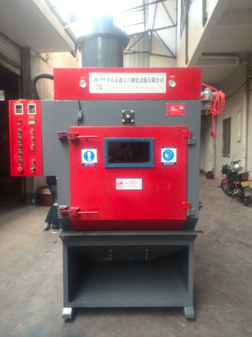 XT100-5A crawler type sand blasting machine