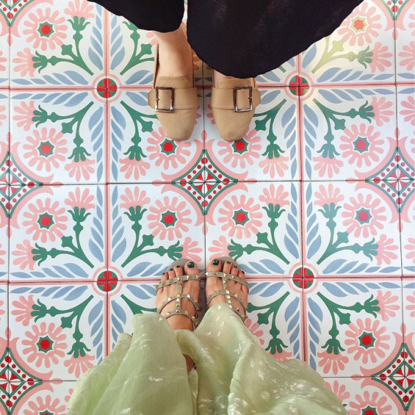 rustic 300x300 wearable glazed ceramic floor tile
