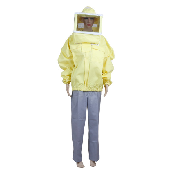 Protective jacket for beekeeping