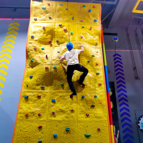 Boulder Climbing Wall - Indoor Rock Climbing Attraction