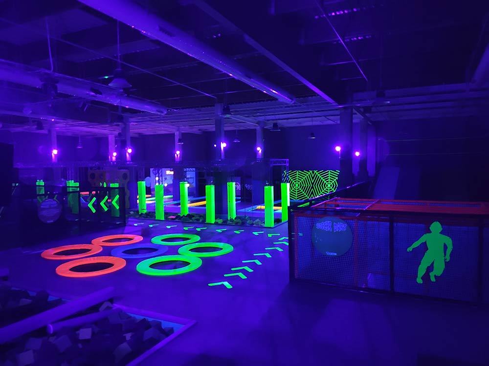 Spain Madrid Pokiddo Trampoline Park Glow Party