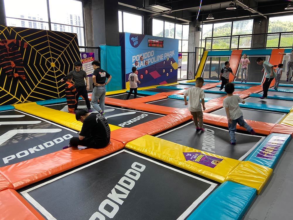 Suichang Pokiddo Trampoline Park free jump