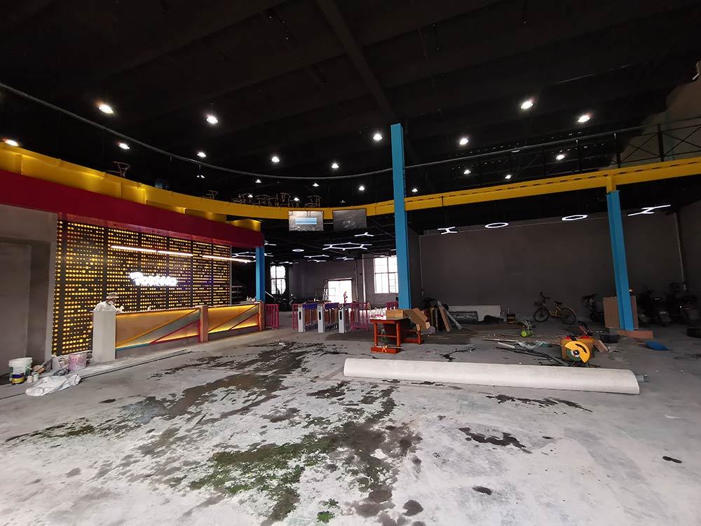 Trampoline Park Building(1)