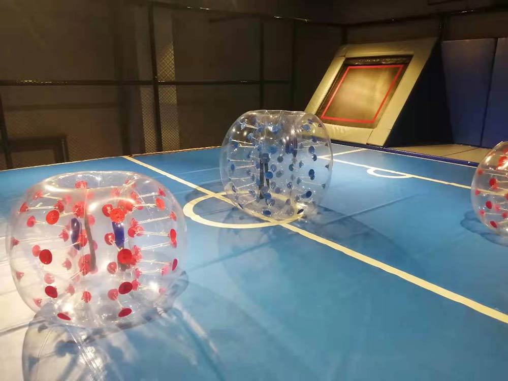 Bubble Ball Soccer - Indoor Amusement Park Attraction