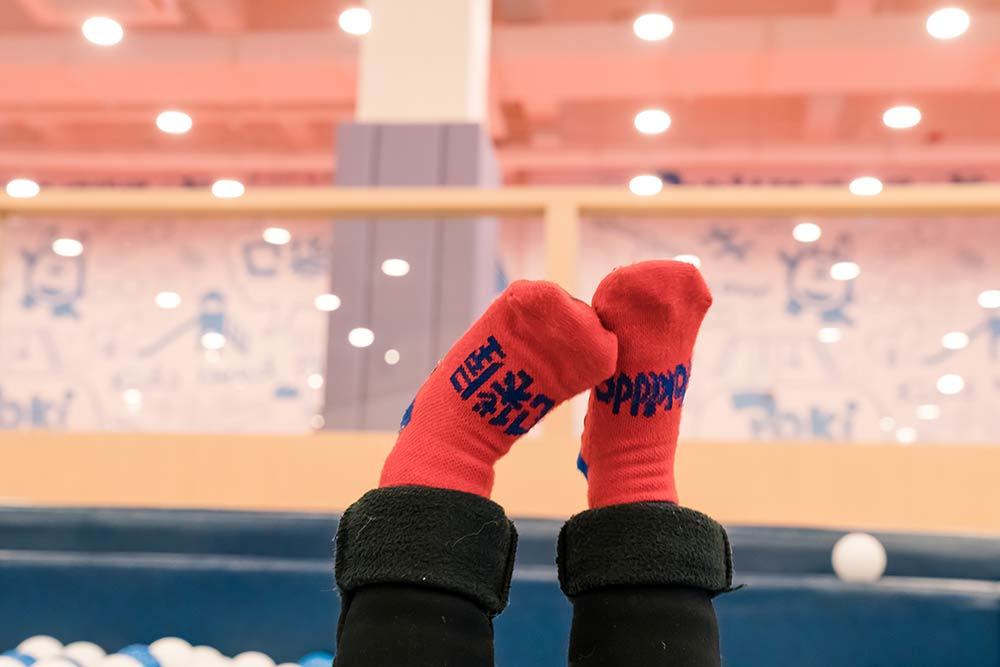 Why Players Have to Wear Trampoline Socks In Trampoline Parks?