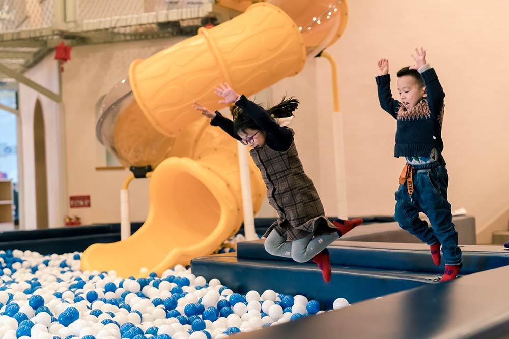 indoor children's playgrounds trend