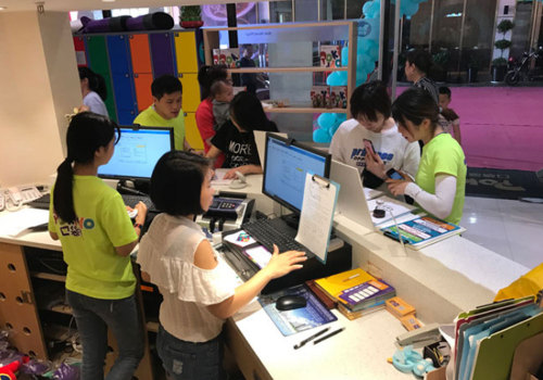 How to Improve Customer Service Experience in Trampoline Parks