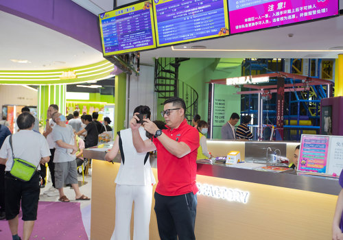 Introducing shopping areas into indoor parks