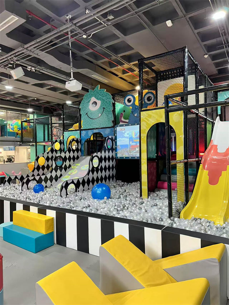 Themed Playground Manufacturer