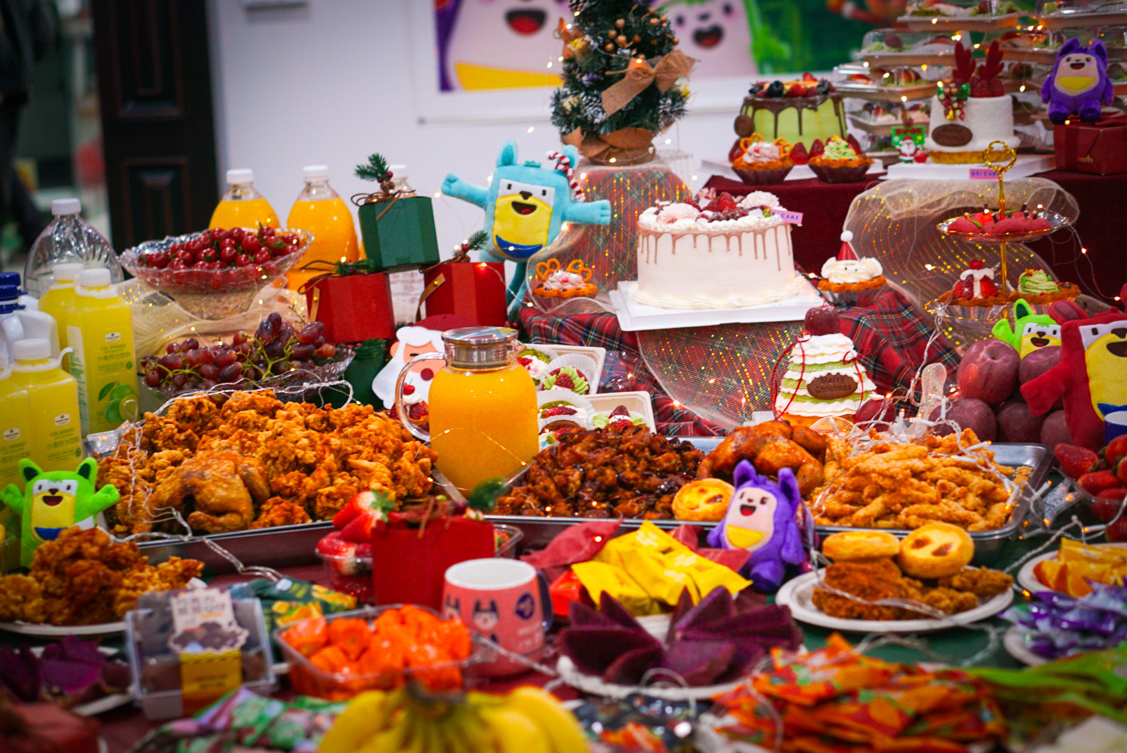 Merry Christmas and Happy New Year from POKIDDO