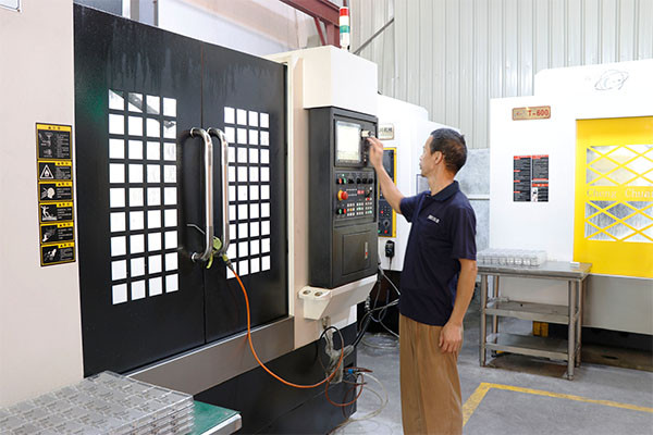 CNC machining machines