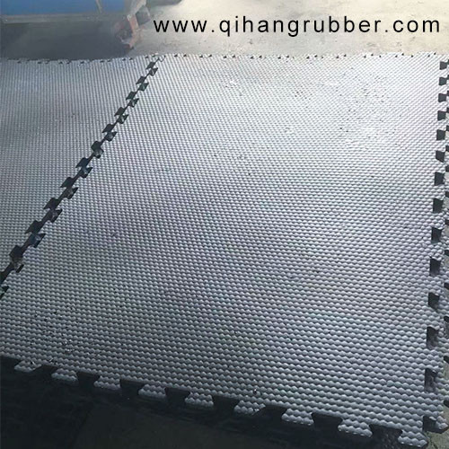 Alfombras antideslizantes de color negro 4 x 6 alfombras de goma para cobertizo