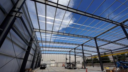 Oversea Prefab Metal Steel Structure Warehouse Project With Hoist Equipped