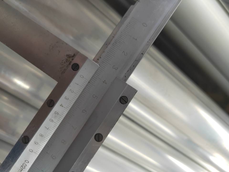 tailles de tube en aluminium