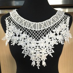 2019 new arrival pearl beaded embroidery lace collar ladies