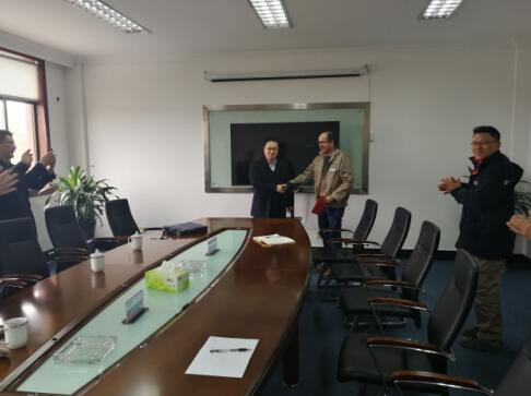Deputy District Governor of Shangyu, Zhang Pengyue and his party came to visit Stefano Ferrero