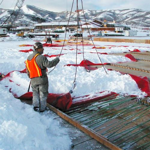 Snow Removal Tarp | Snow Lifting Tarps for Construction Sites 20'x20' and 25'x25'