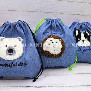 モコル刺繍動物柄　可愛い　旅行出張用小物や下着入れラウンド巾着