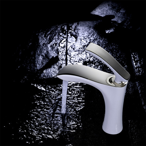 OUBAO Deck Mounted Single Handle Face Wash Basin faucet