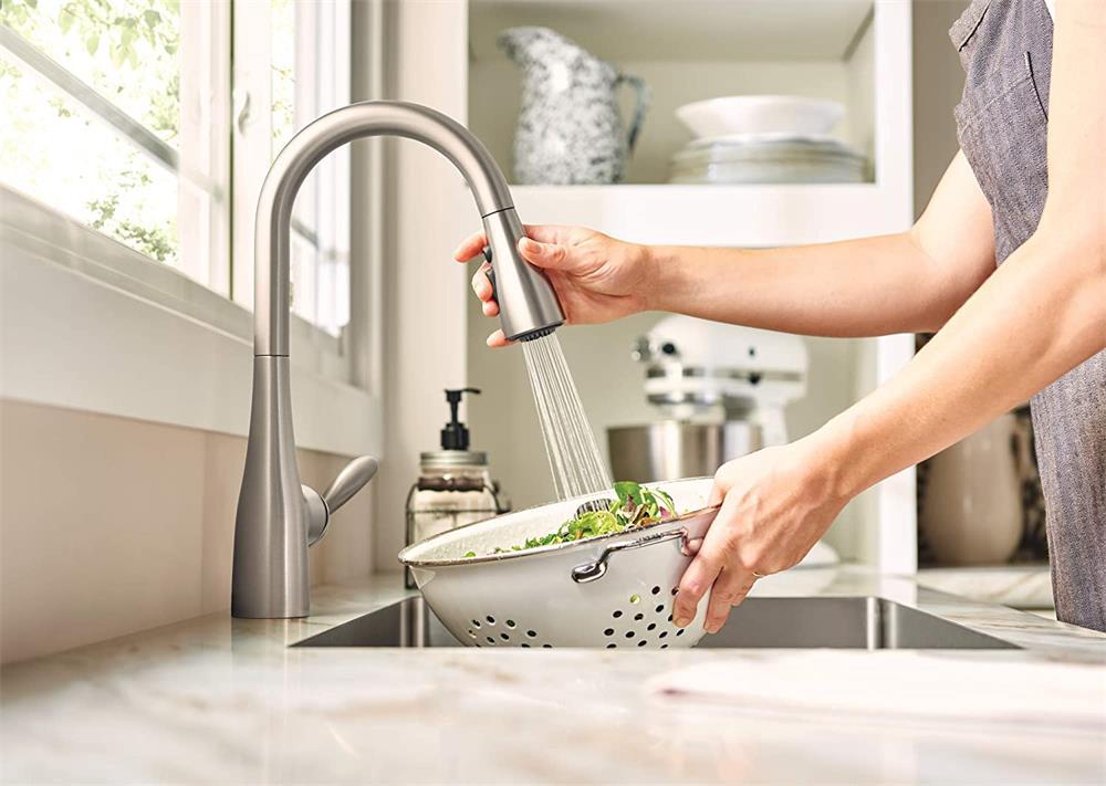 he specific maintenance methods and precautions for kitchen faucets