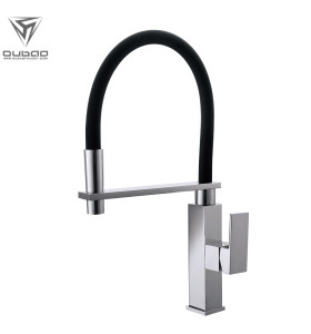 OUBAO Chrome Single Lever Kitchen Faucet With Pull Out Spray