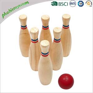 Wooden Skittles Ball Games / Wooden Backyard Garden Lawn Throwing Bowling Games Set