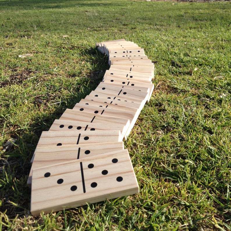 giant domino