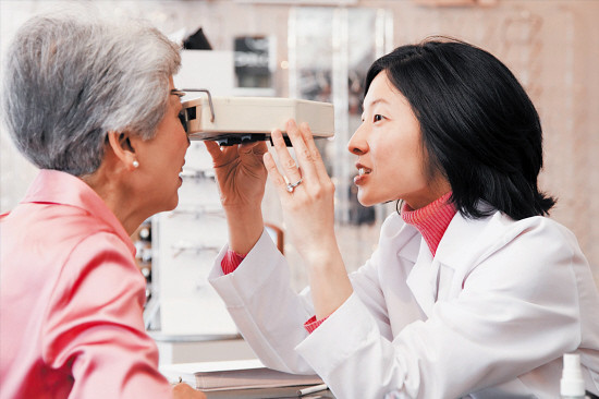 Age-Related Macular Degeneration (AMD)