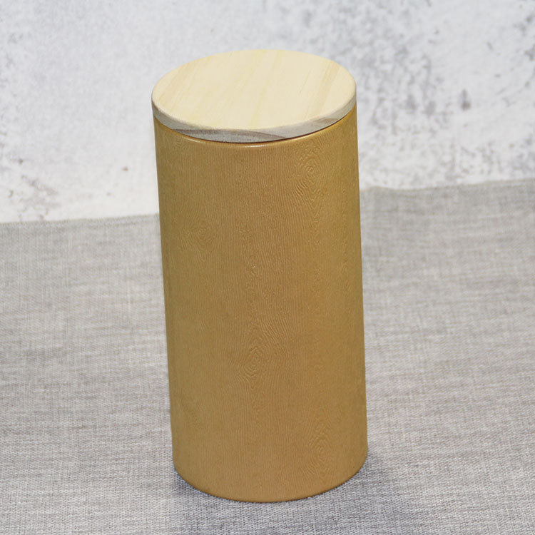 Paper tube with wheat straw