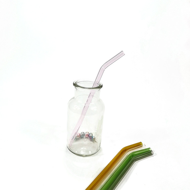 Heat-resistant straws